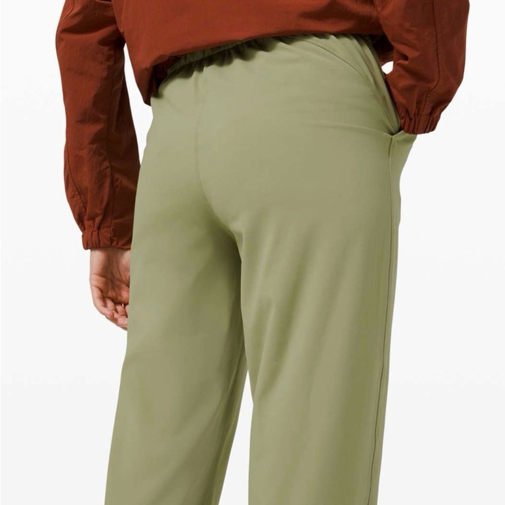 Lululemon women Keep Moving Pants 7/8 High Rise size 8 - Picture 3 of 7